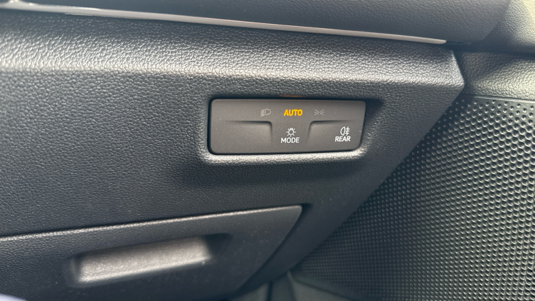 Volkswagen Tiguan 1.5 eTSI Life 5dr DSG Petrol Estate